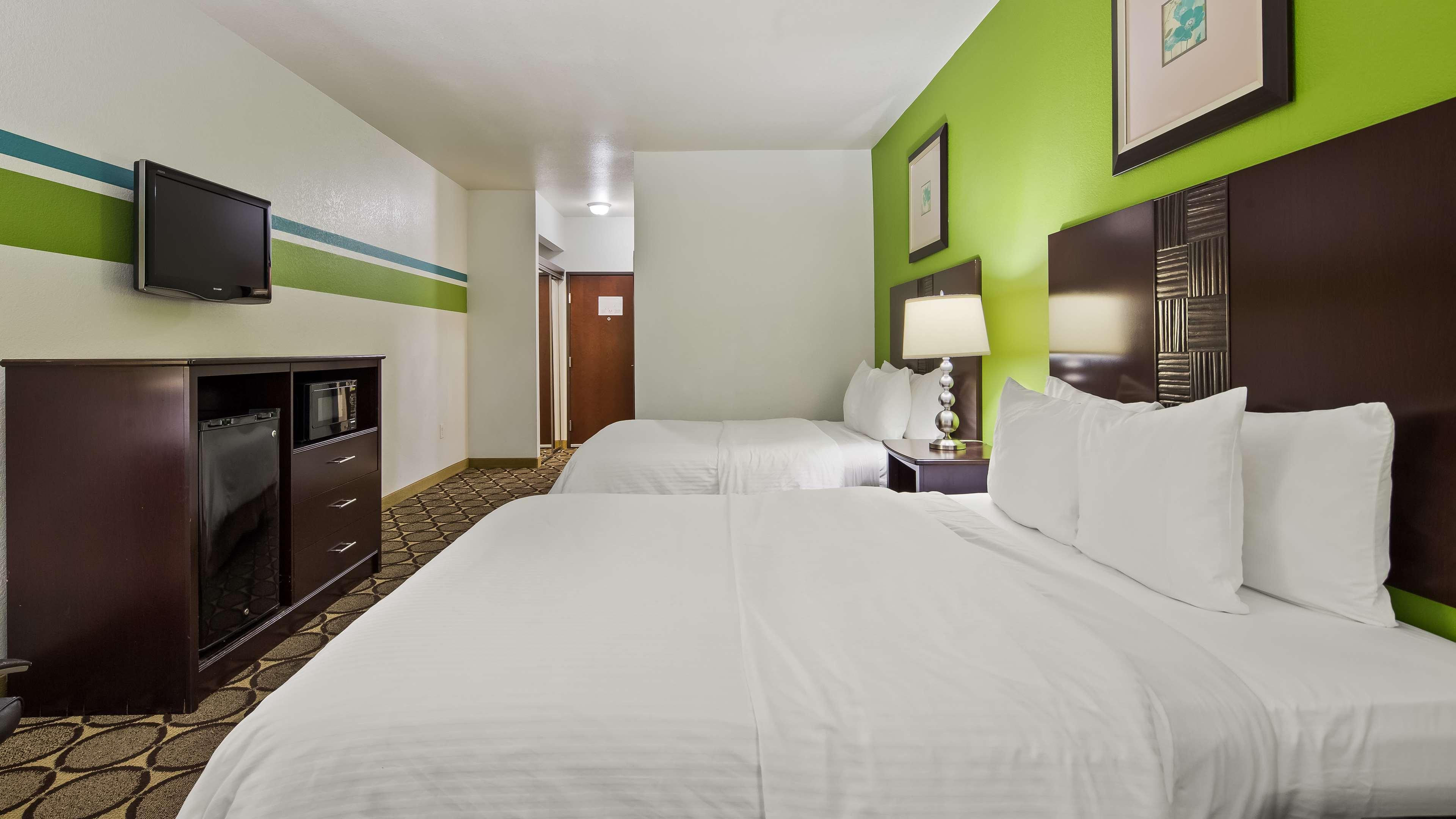 Best Western Douglas Inn & Suites Exterior photo