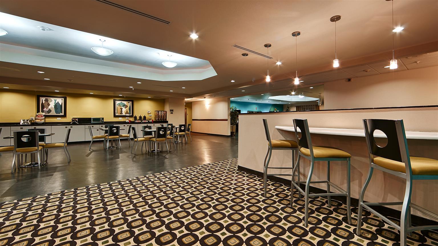 Best Western Douglas Inn & Suites Exterior photo