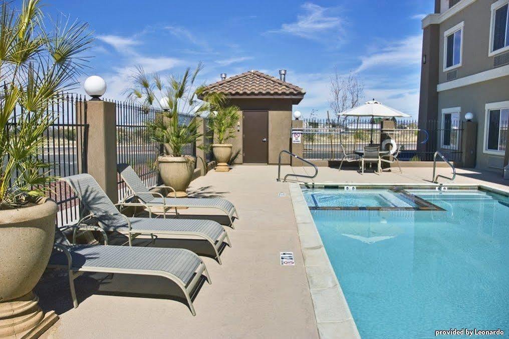 Best Western Douglas Inn & Suites Exterior photo
